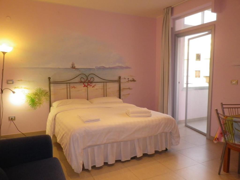 Elisart Guest House Alghero Oda fotoğraf